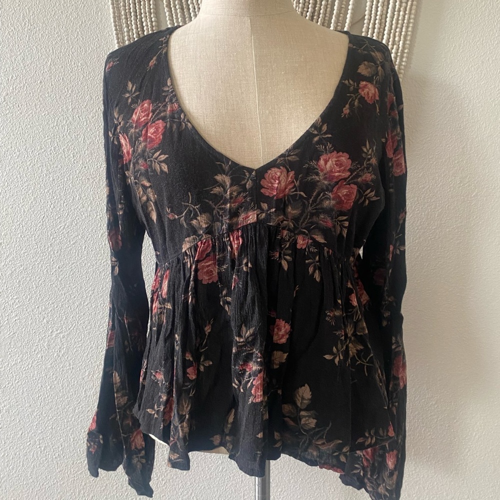 Floral long sleeve top